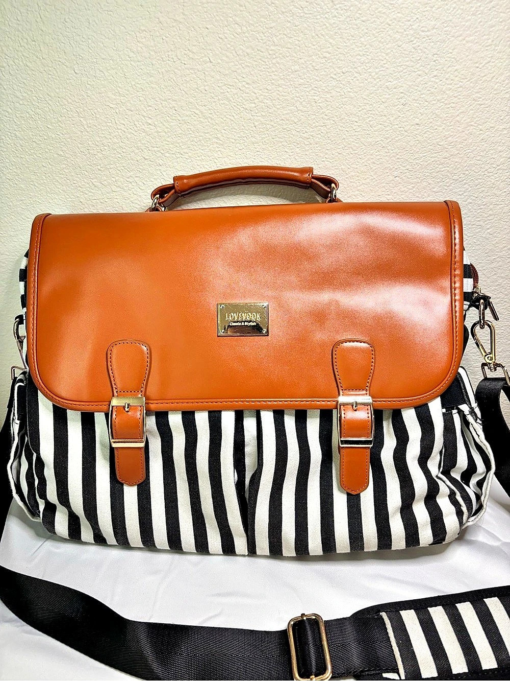 LOVEVOOK Striped Laptop Shoulder Bag in Black & Brown